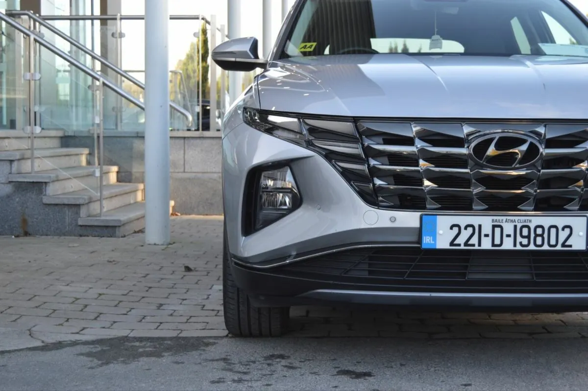 Hyundai Tucson TUCSON EXECUTIVE PLUS HEV 5DR - Image 4