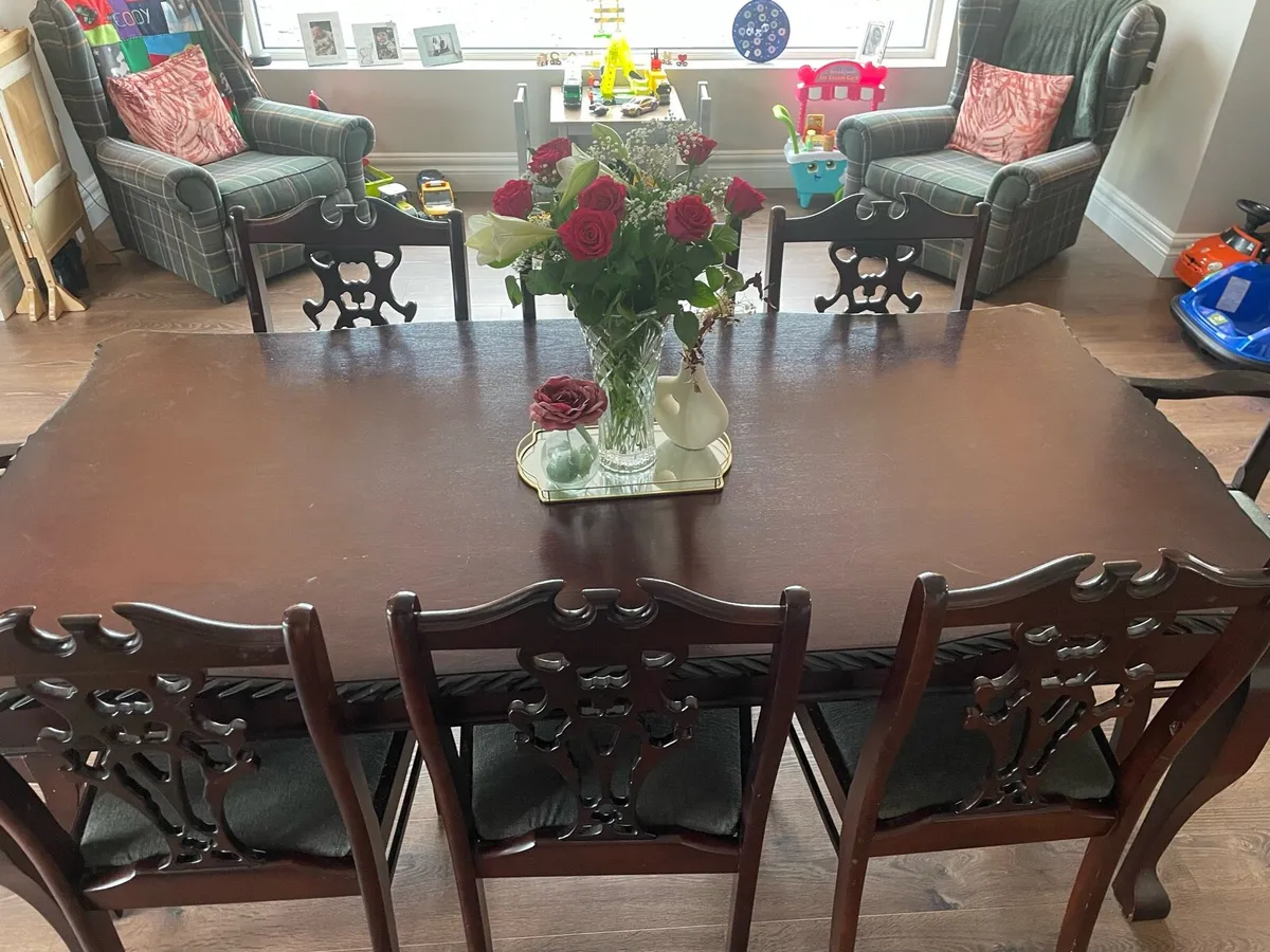 Dining / kitchen table and chairs - Image 2