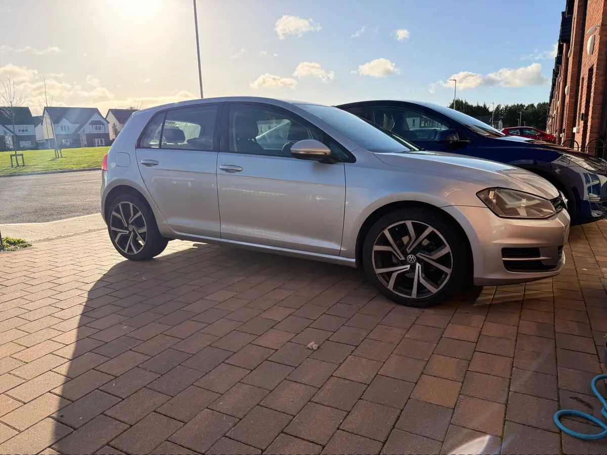 Volkswagen Golf 2014 - Image 3