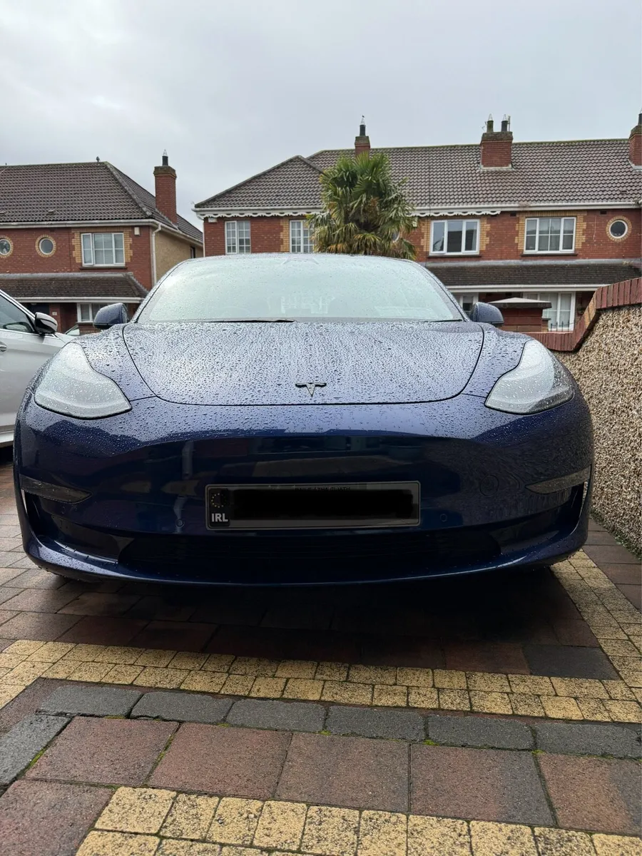 2022 Tesla Model 3 Long Range AWD - Image 3