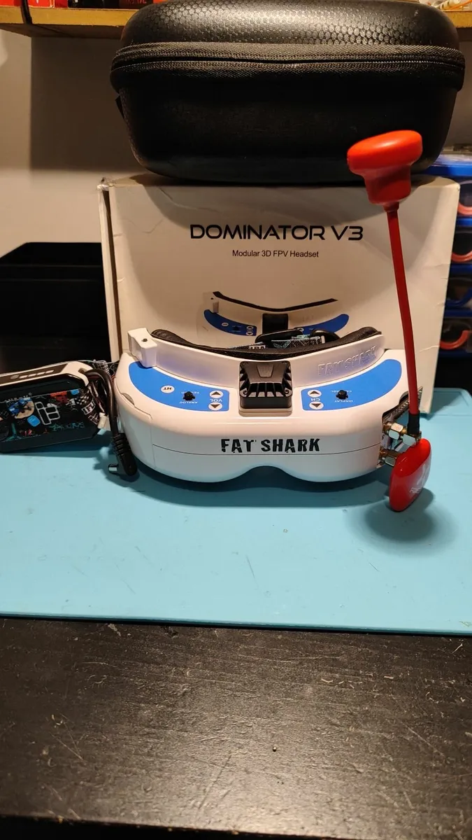 Fatshark Dominator V3 goggles + receiver wirh PIRX - Image 1