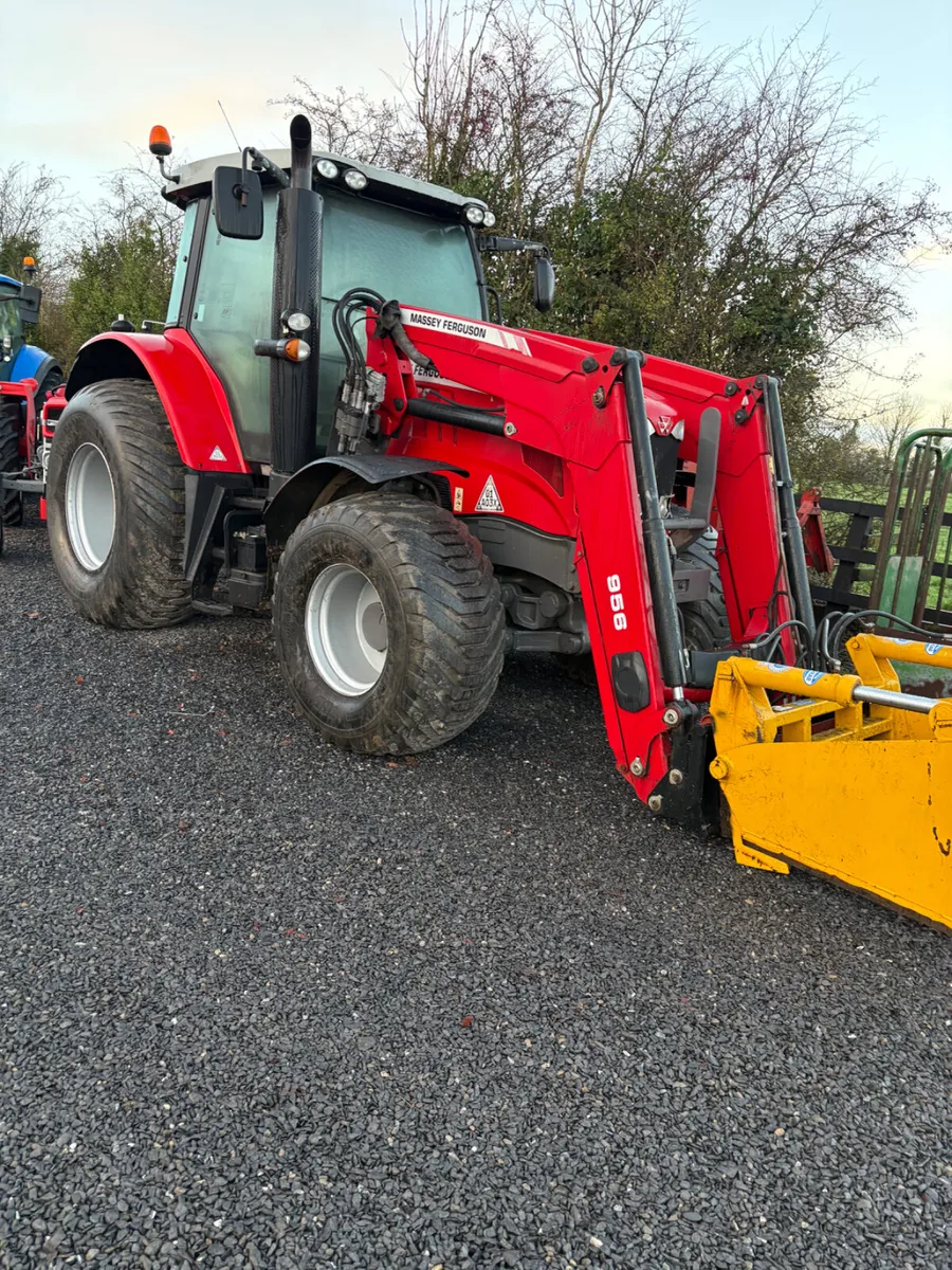 Massey Ferguson 6612Dyna4 - Image 2