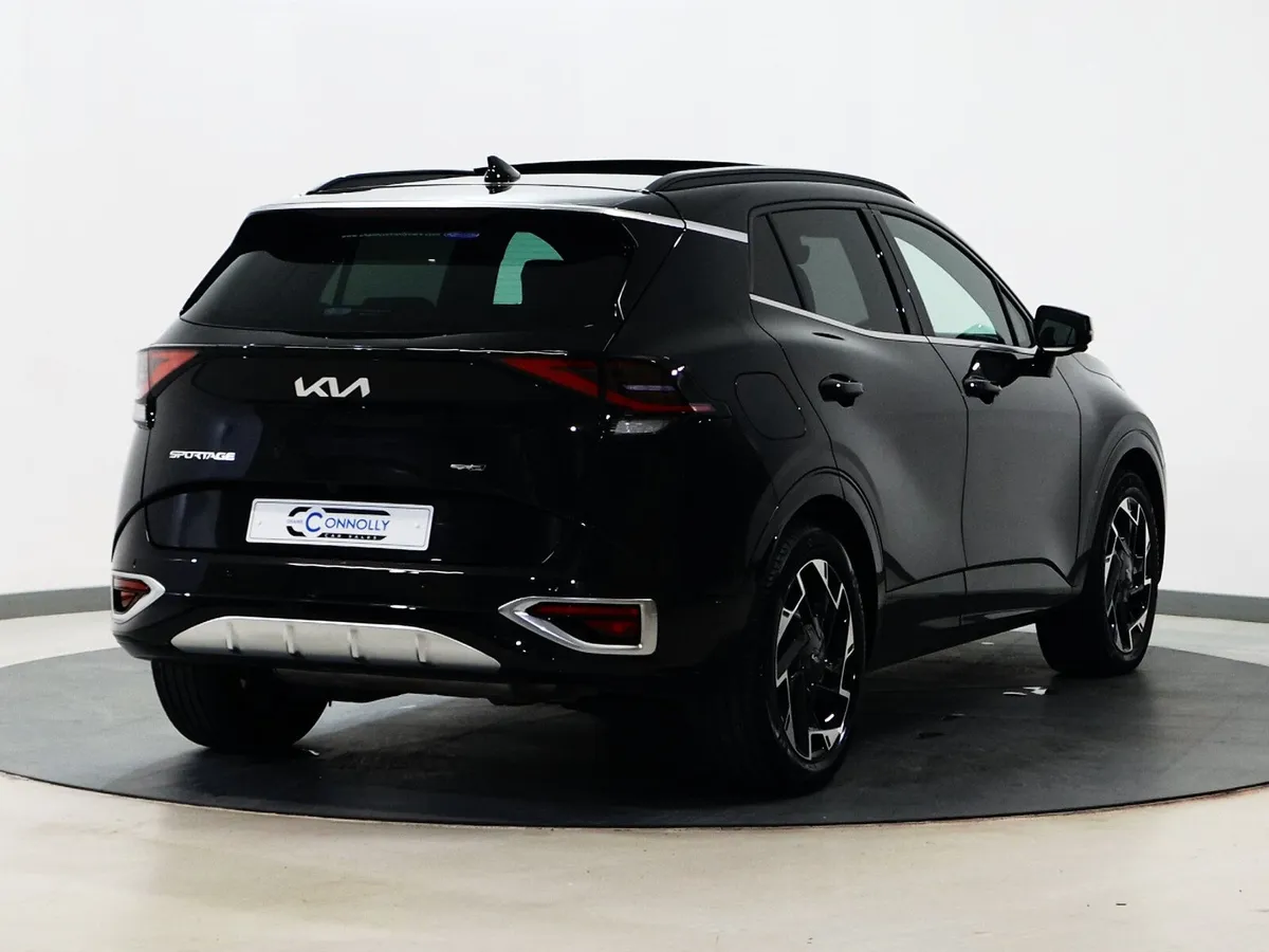 *98* 2024 Kia Sportage 1.6 gt-line phev auto - Image 4