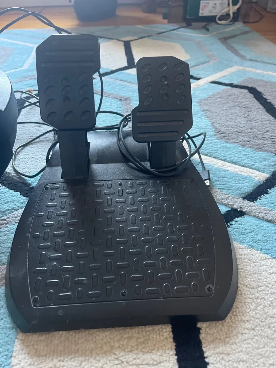 Thrustmaster Ferrari 458 Spider Steering Wheel - Image 3