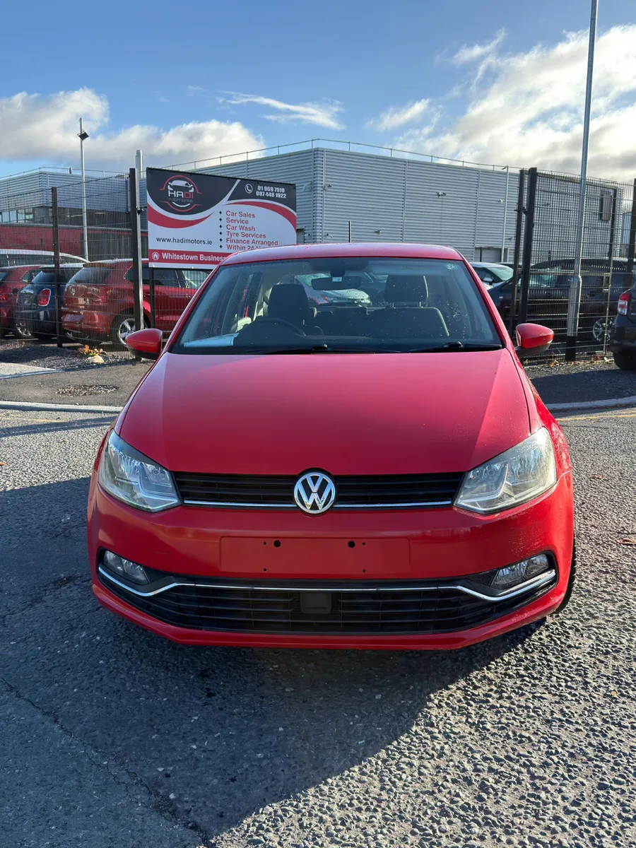VOLKSWAGON POLO 2014 RED - Image 1