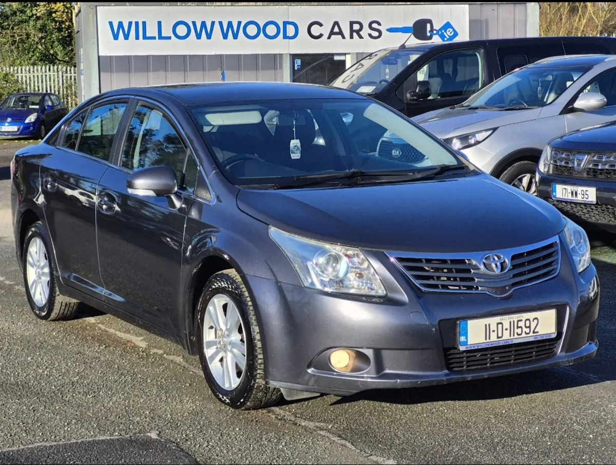Toyota Avensis 2011 - Image 3
