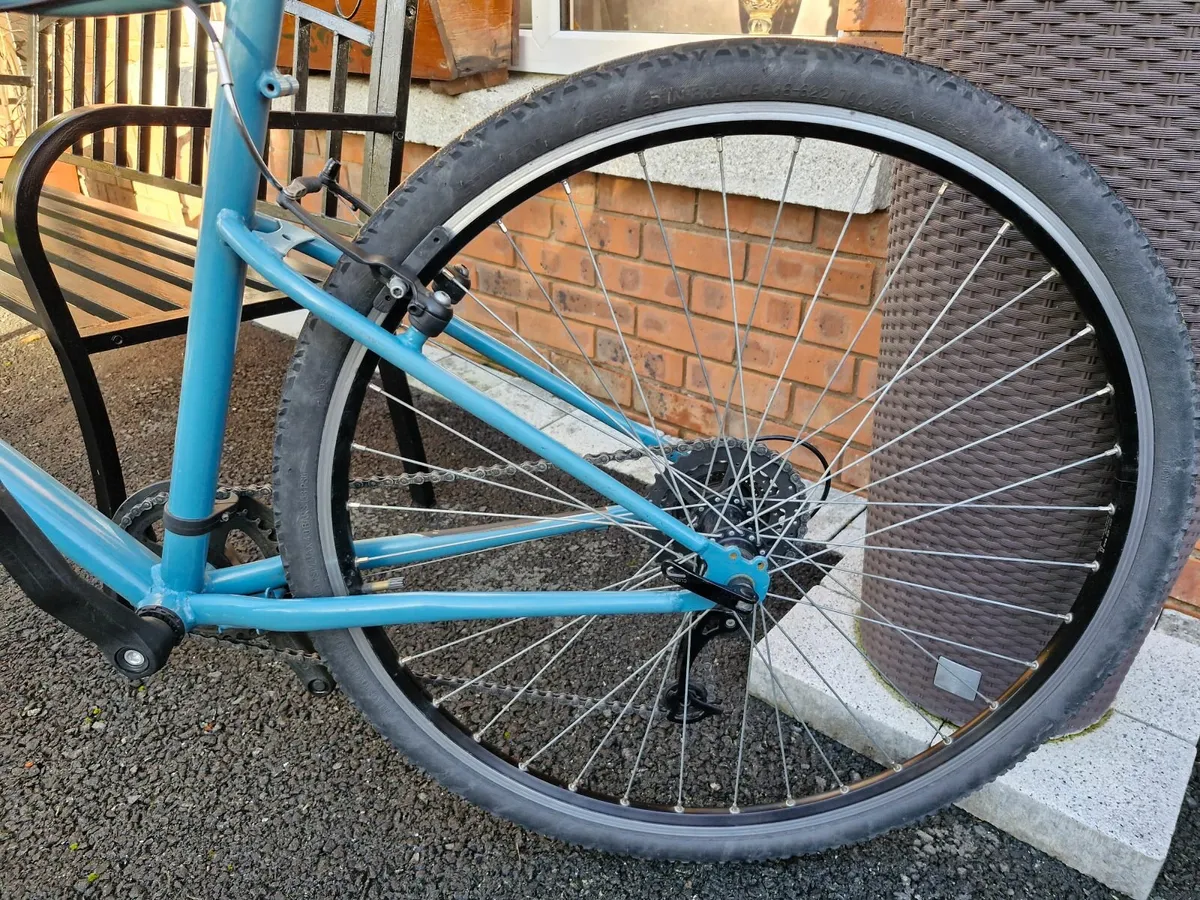 Hybrid bike BTWIN Riverside 120 Unisex bike - Image 2