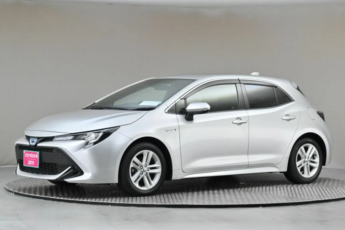 Toyota Corolla 1.8 HYBRID SPORT 5DR **9" ANDROID C - Image 4