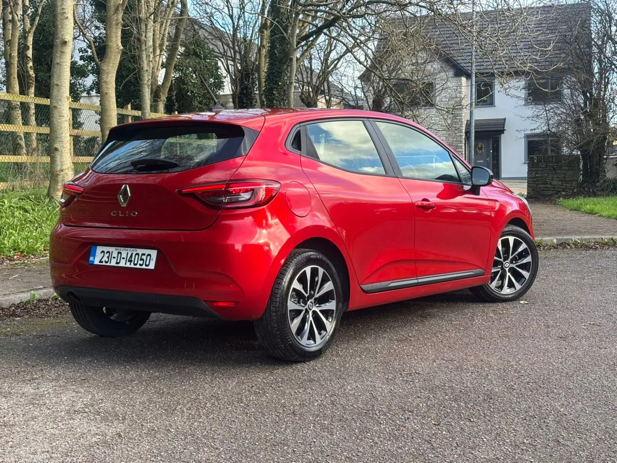 2023 RENAULT CLIO 1.0 EVOLUTION - Image 4