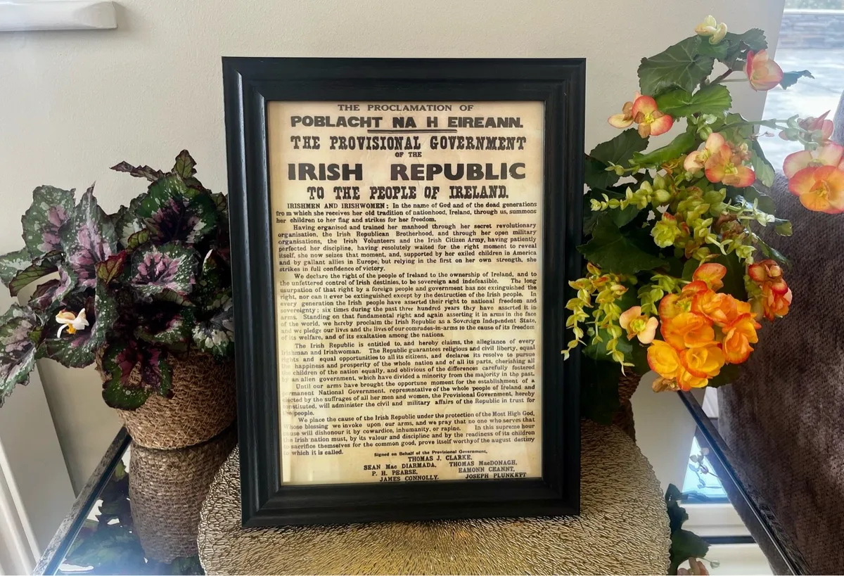 1916  Proclamation The Easter Rising Picture  . - Image 1