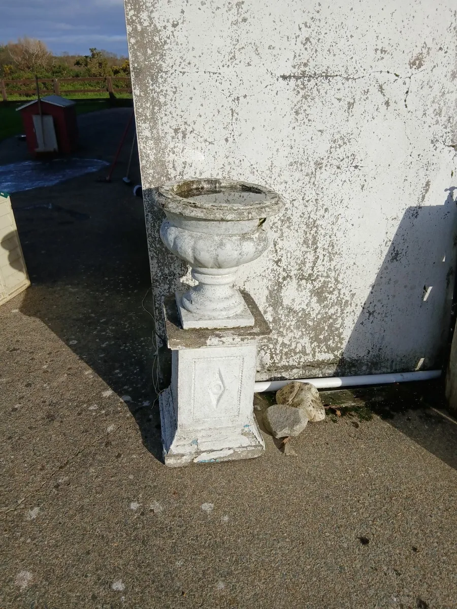 Garden Urn - Image 1