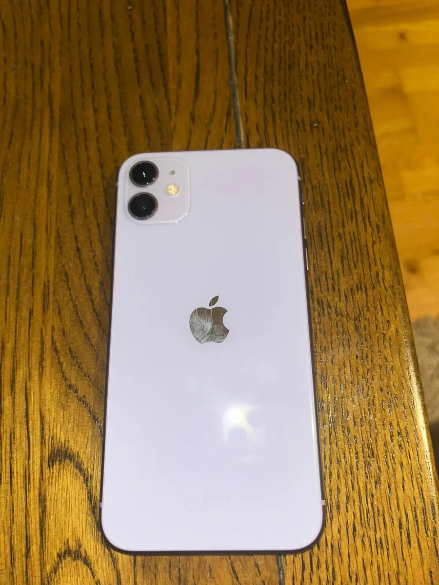iphone 11 - Image 2
