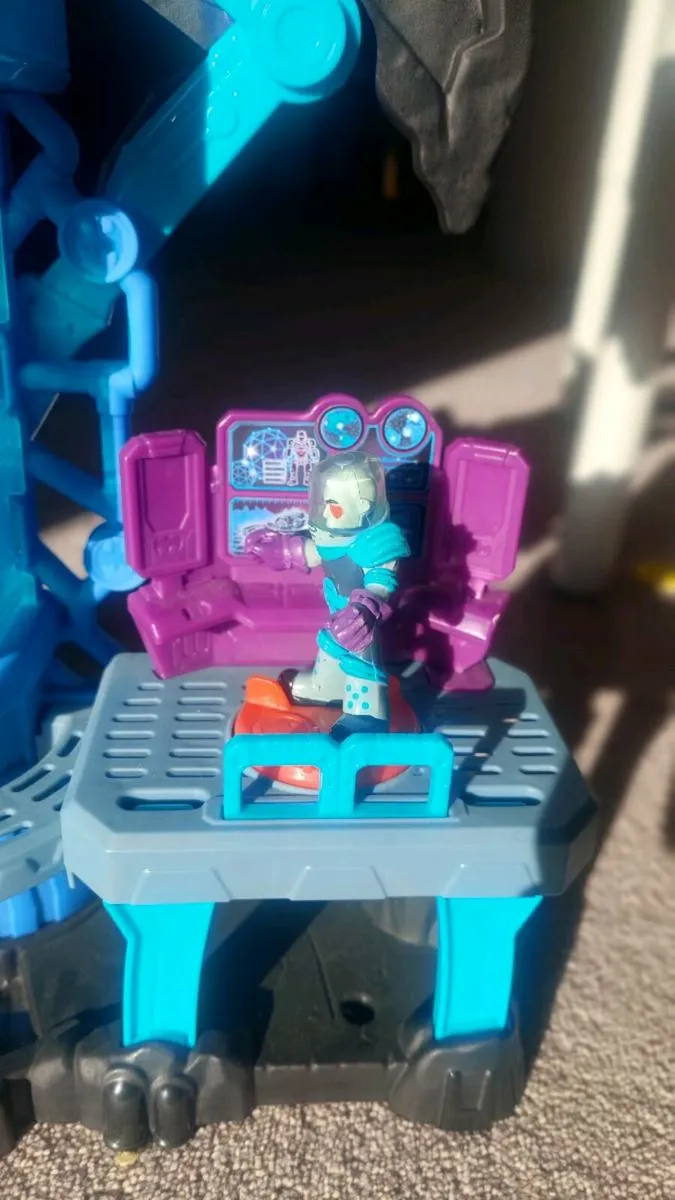 Imaginext DC Super Friends Batman Toys - Image 3