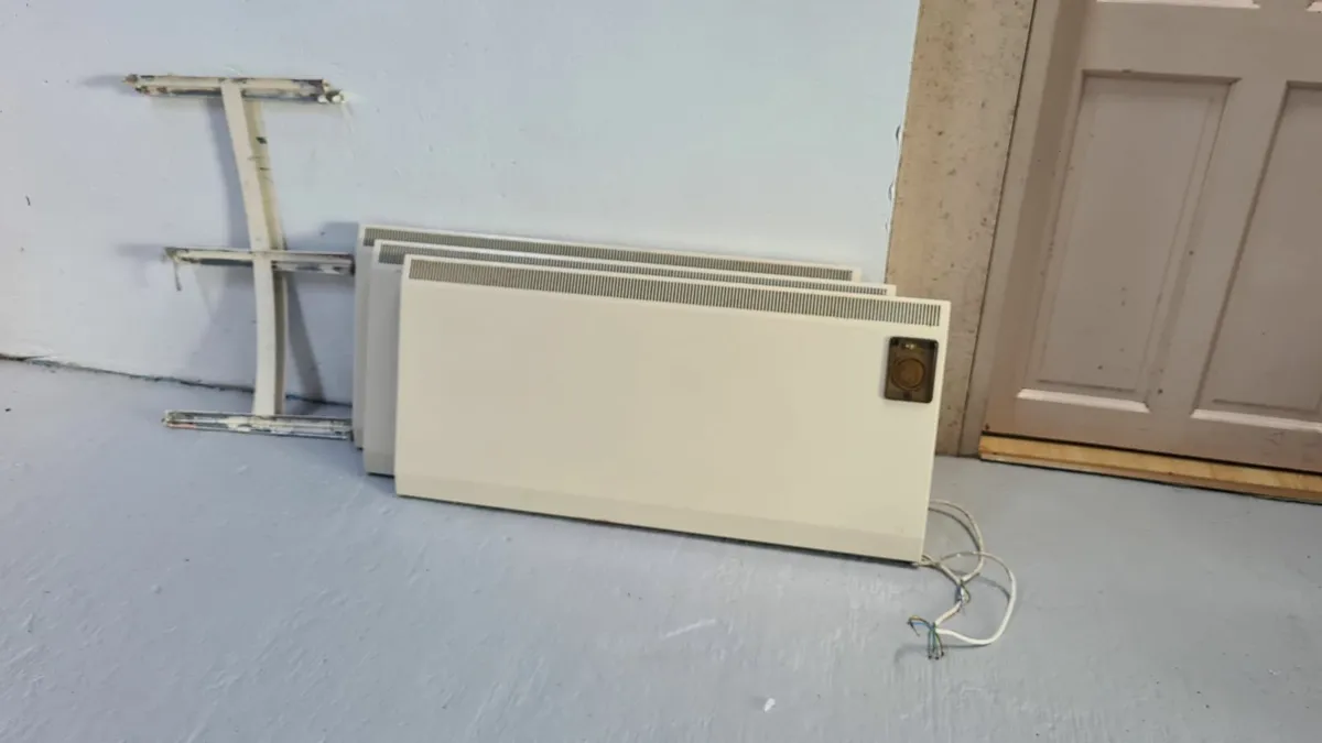 3 x Creda 1.5kw Model 85113 heaters - Image 1