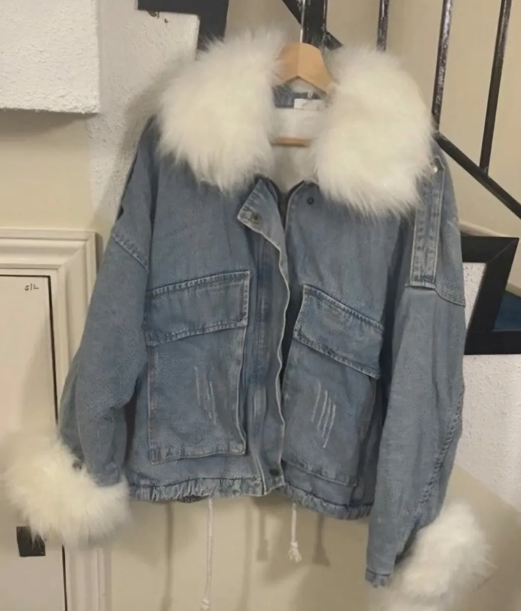 Denim jacket with fur - Image 3