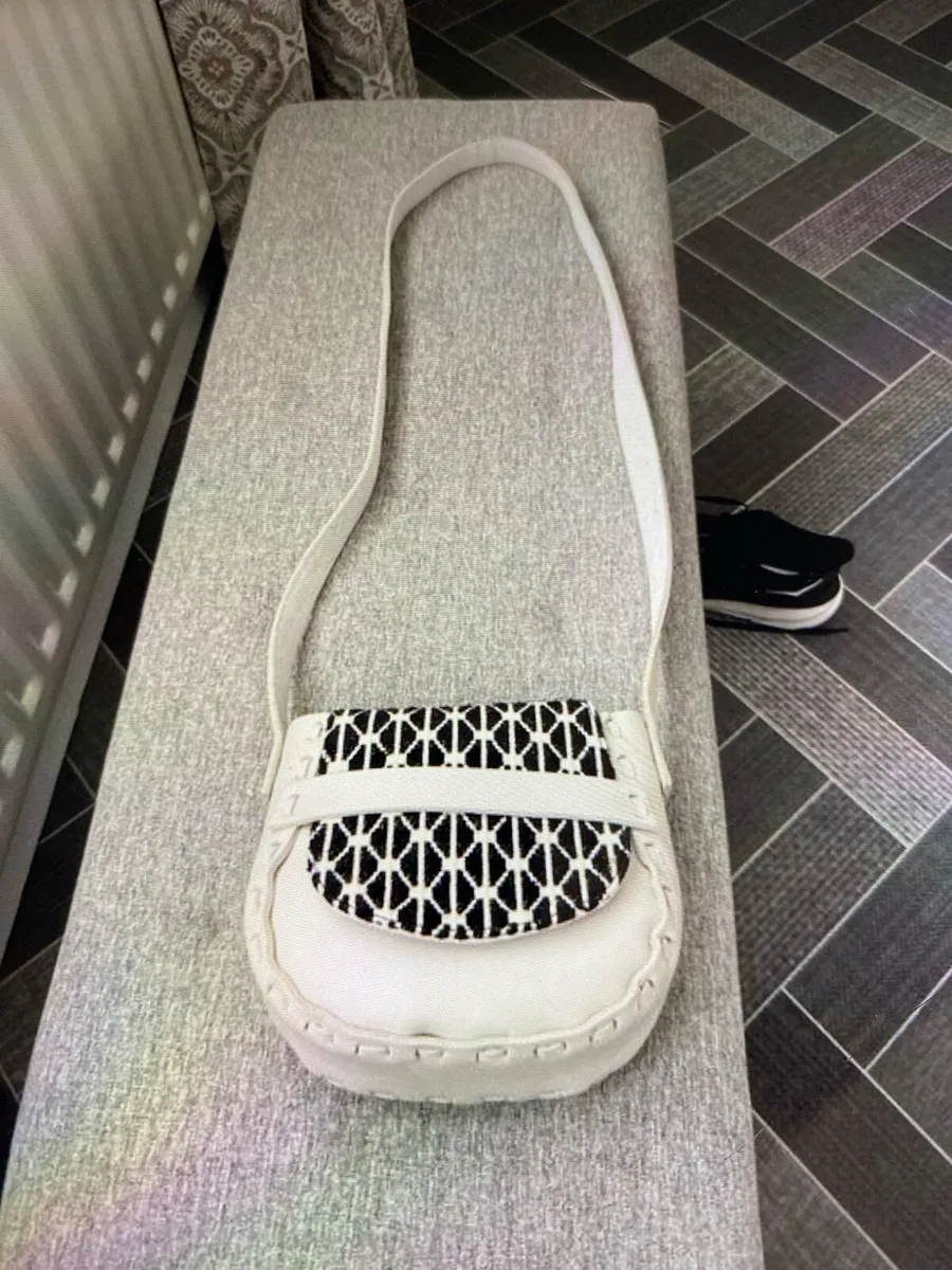 off white leather cross over bag - Image 1