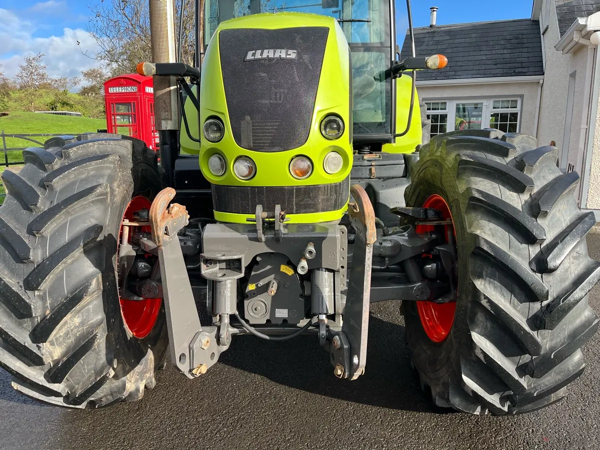 2009 Claas arion 640 - Image 2