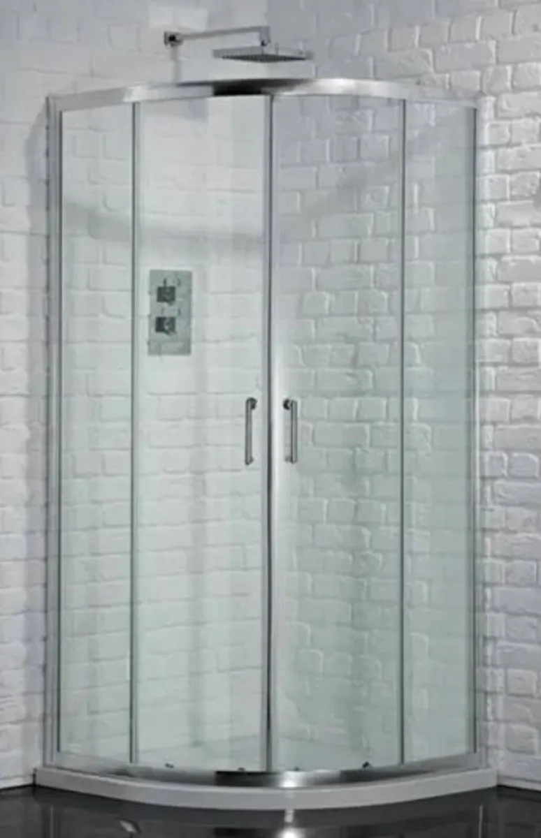 Aquadart Venturi 6 1200 x 800 Quadrant Enclosure