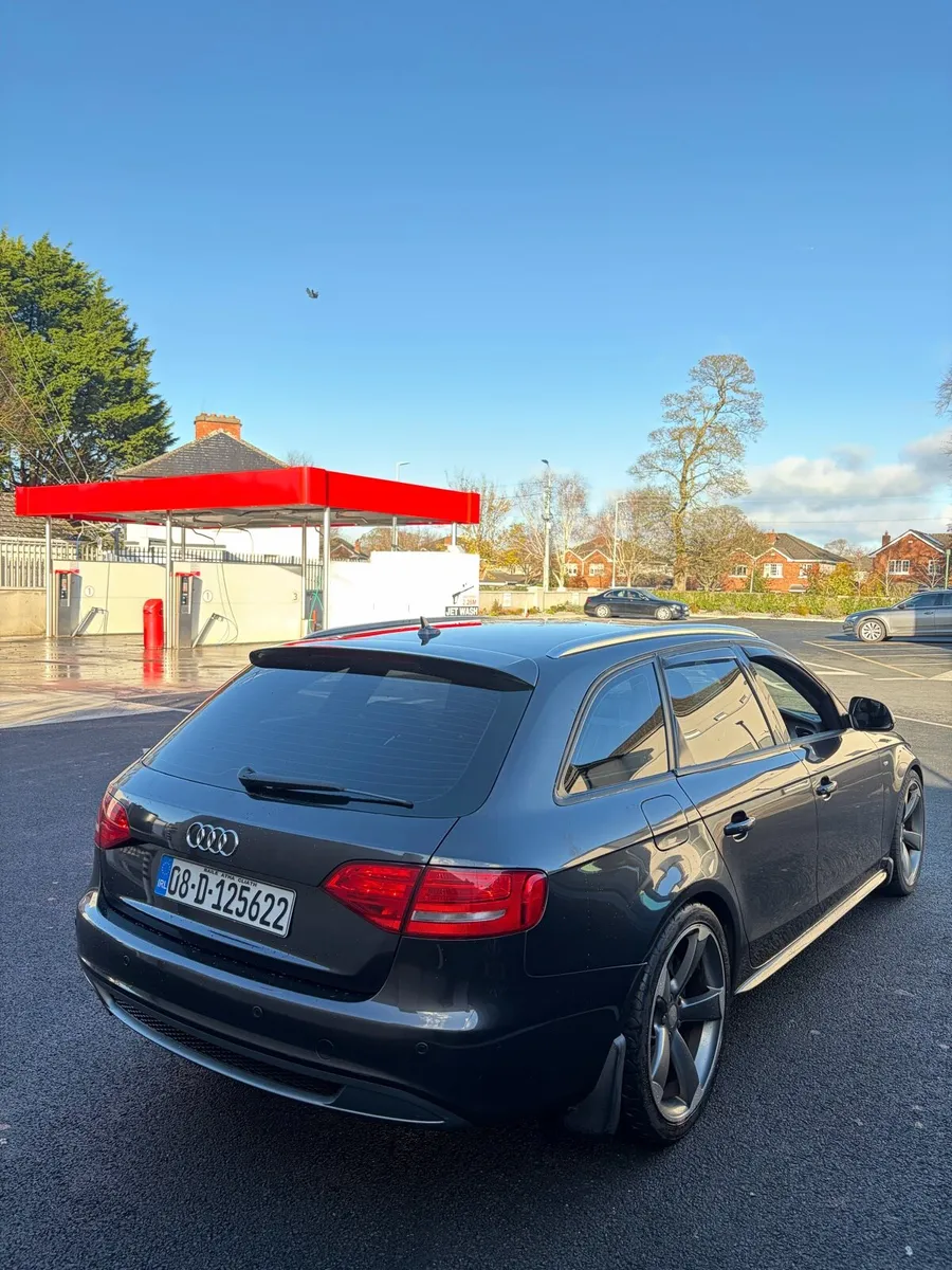 Audi A4 estate S line ,nct 12/26 and tax 11/25 - Image 3