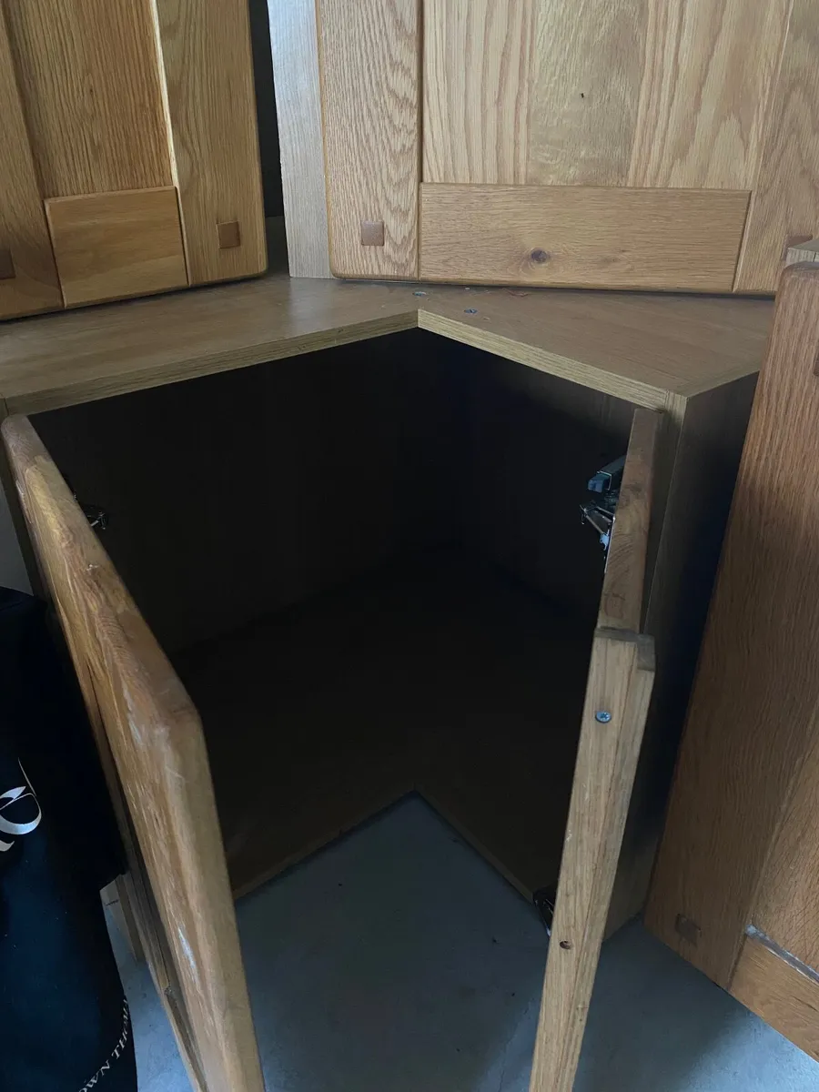 Kitchen units - Image 2