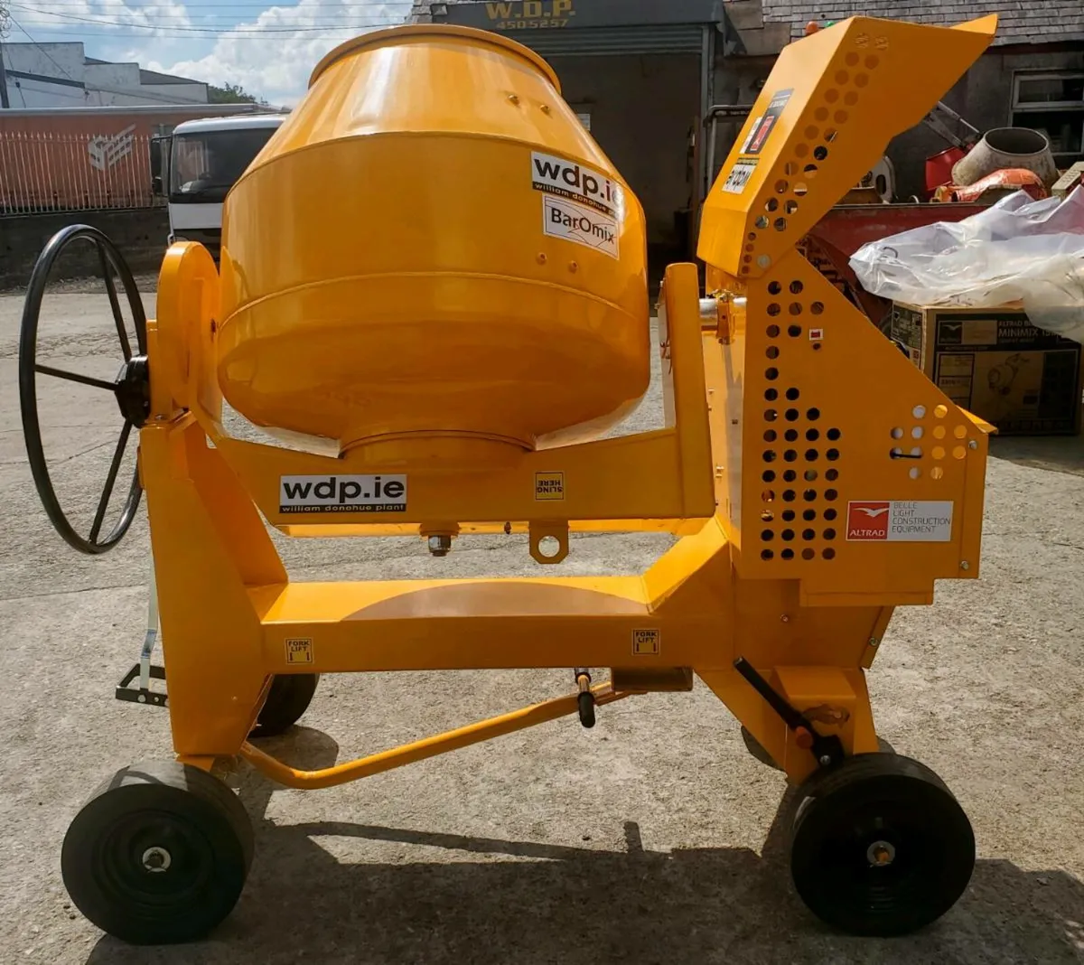 Baromix 10-7 cement mixer - Image 1