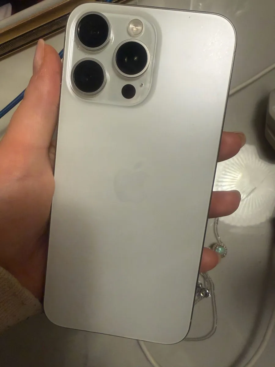 iPhone 15 pro max - Image 1