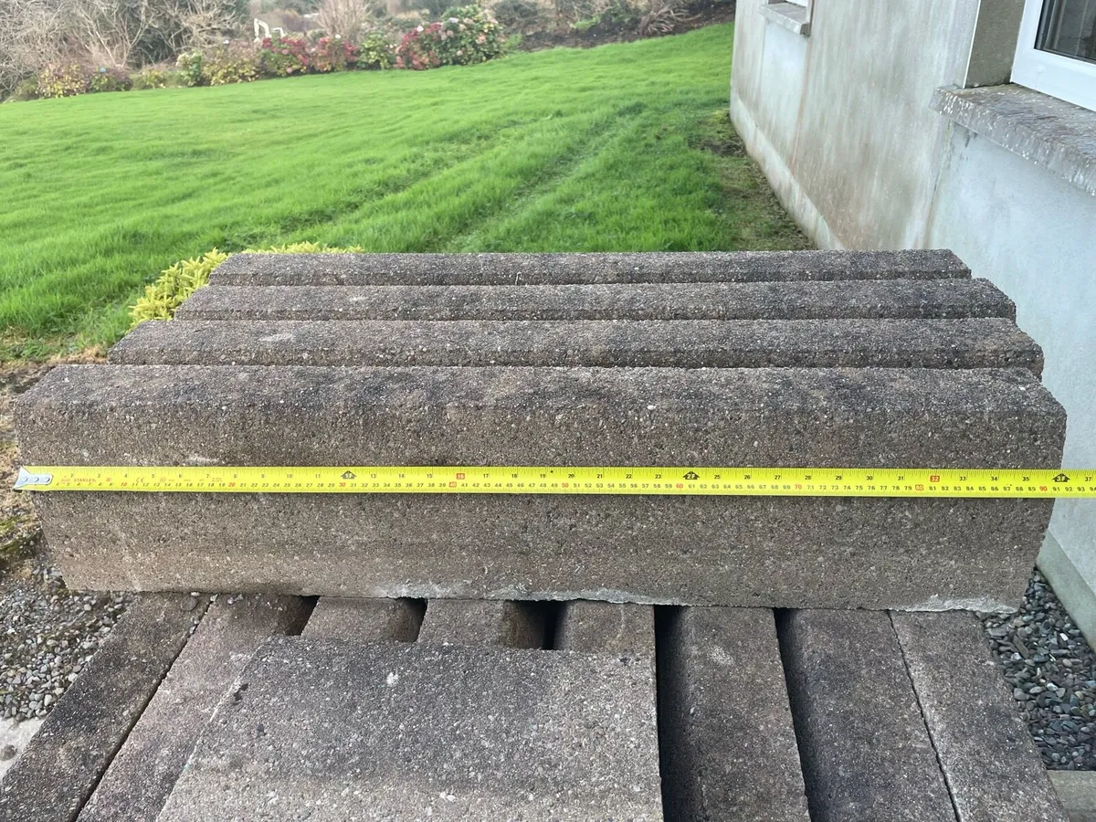 Concrete kerbs - Image 3