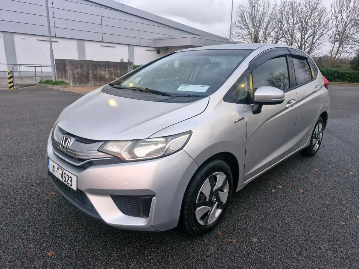 2014 Honda Fit 1.5 Hybrid Automatic - Image 2
