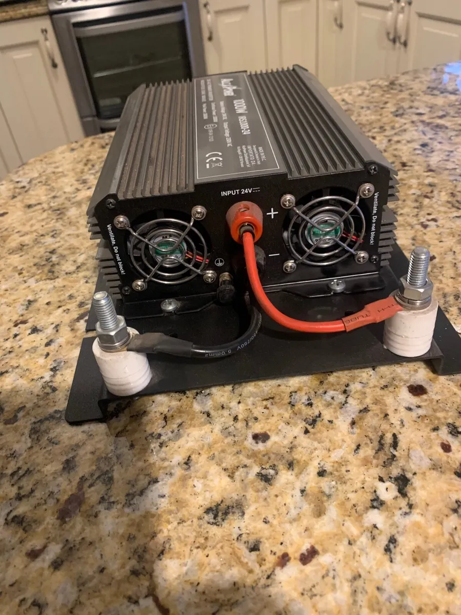 Camper van inverter - Image 4