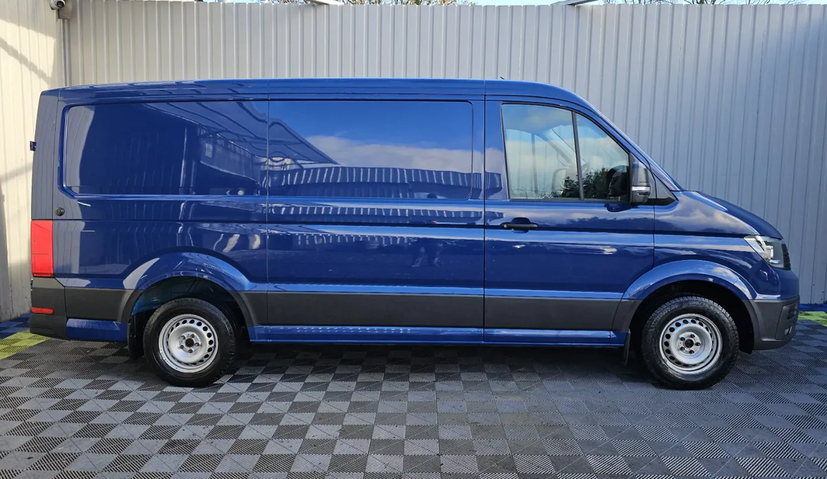 2021 Volkswagen Crafter 2.0D T30 NWB 140HP - Image 2