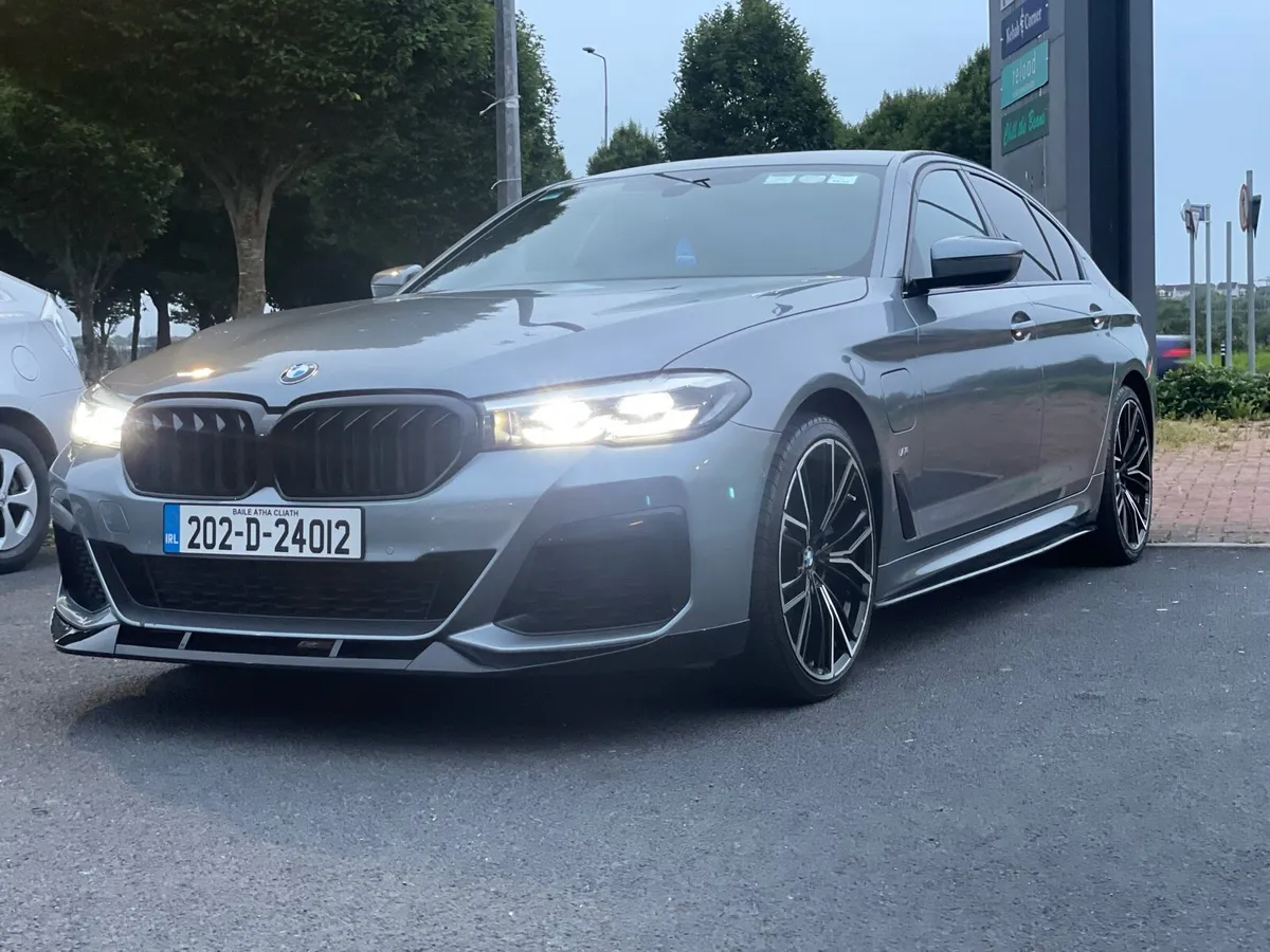 202 - BMW 530e M sport - Image 1