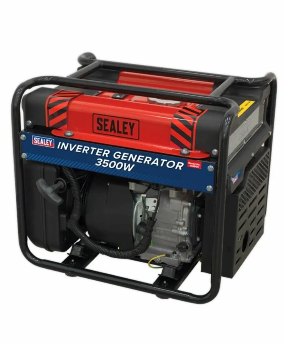Sealey 3500W Inverter Generator 4-Stroke Engine - Image 1