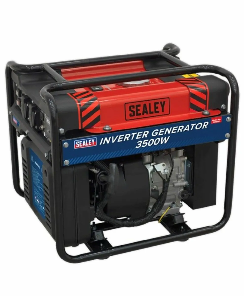 Sealey 3500W Inverter Generator 4-Stroke Engine - Image 2