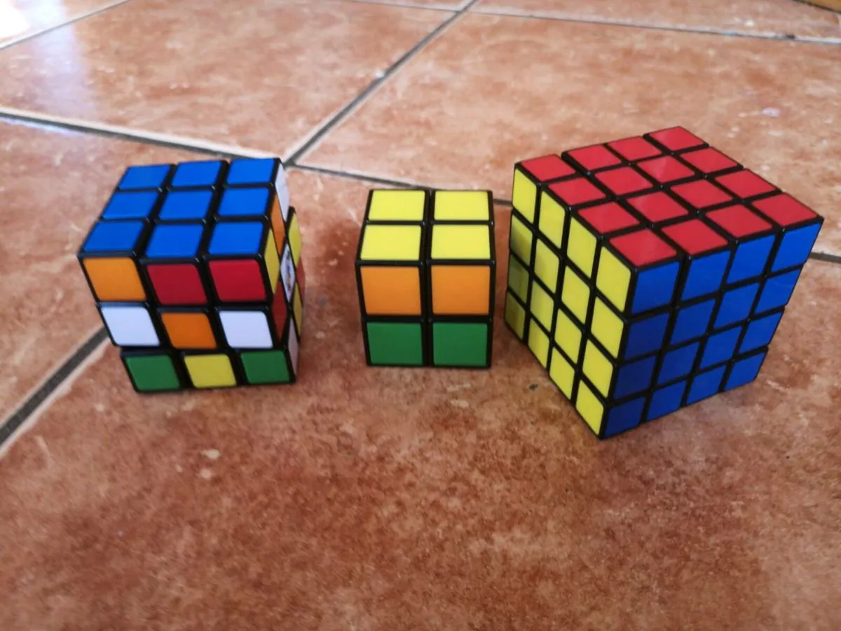 Knex & Rubix cubes & Playing Cards - Image 1