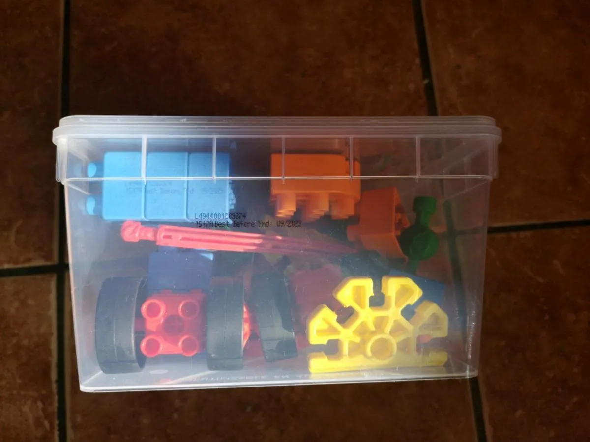 Knex & Rubix cubes & Playing Cards - Image 2