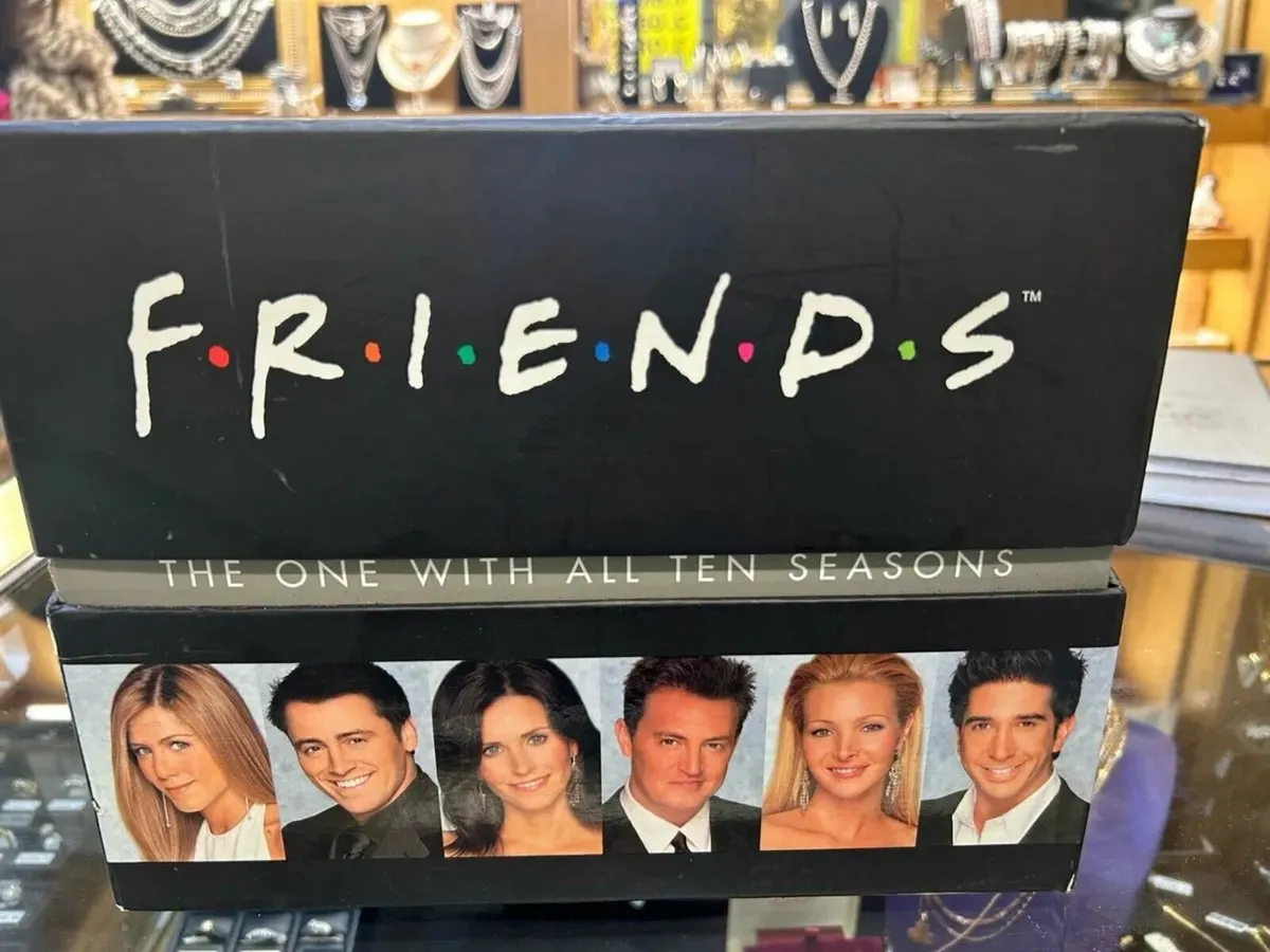 Friends 10 Season Box Set DVD - Image 4