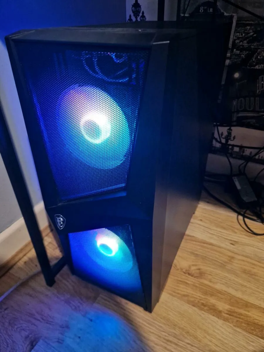 Gaming PC setup - Image 3