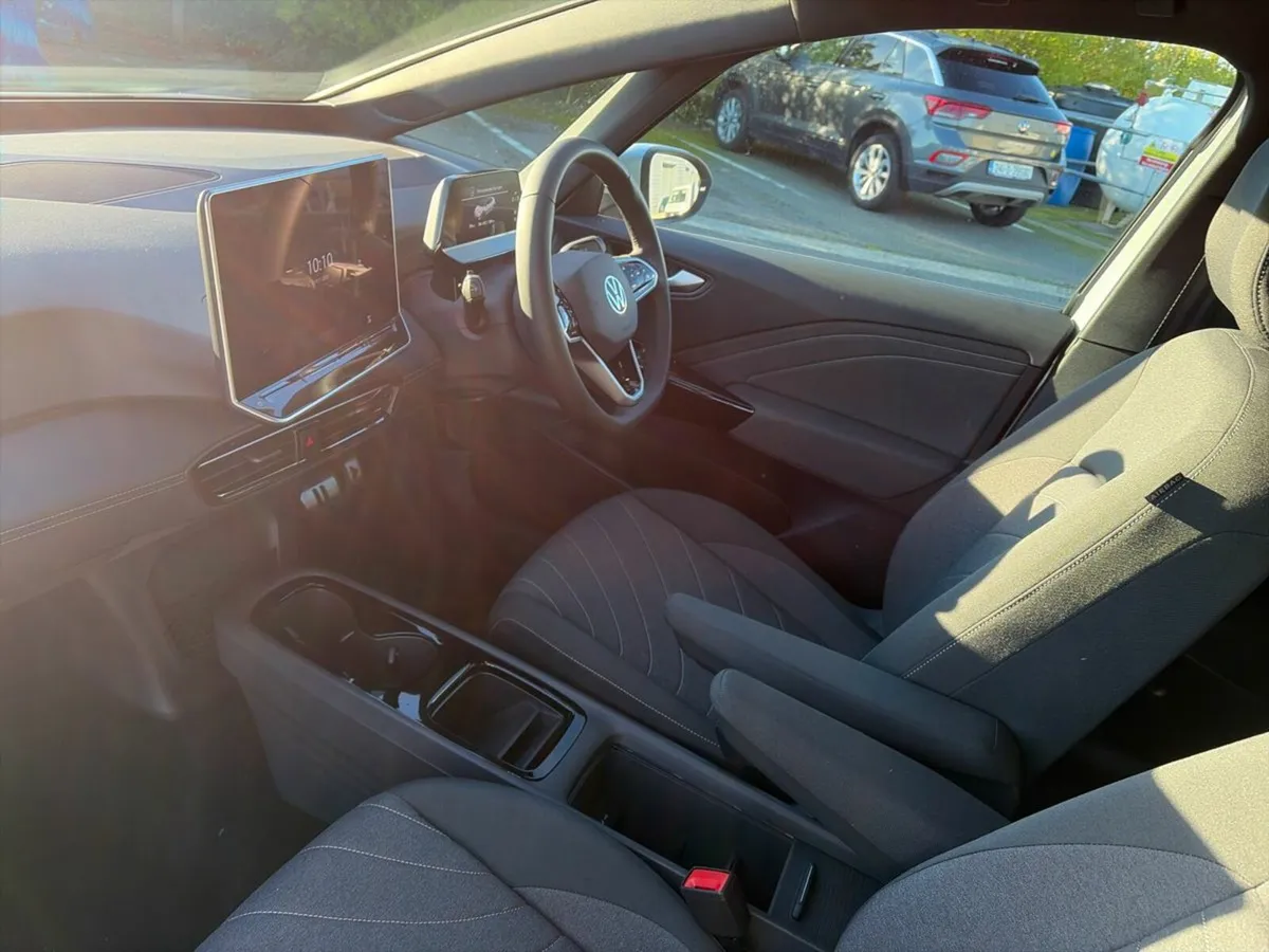 Volkswagen ID.3 PRO PLUS 58kWh 204HP - Image 3