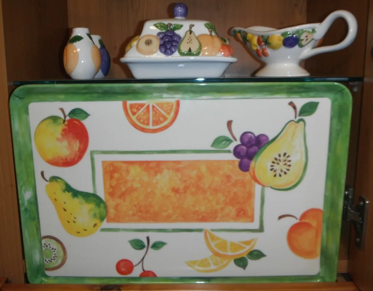 26 Piece Rayware Fruit Design  Tea Set - Image 4