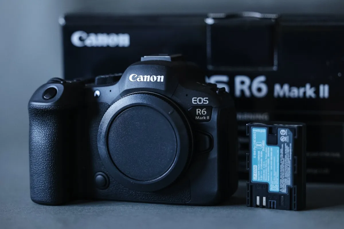 Canon EOS R6 mark II - Image 1