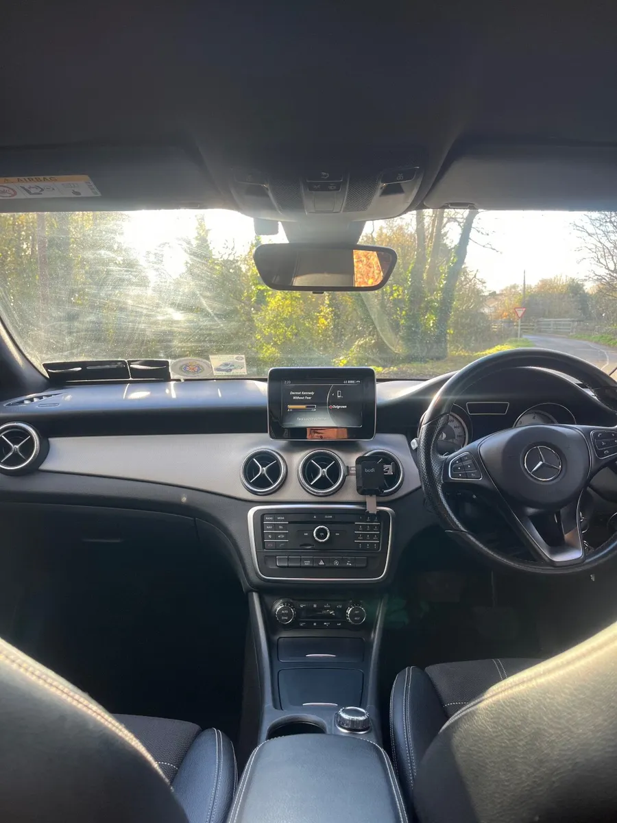 Mercedes-Benz CLA 2015 - Image 3