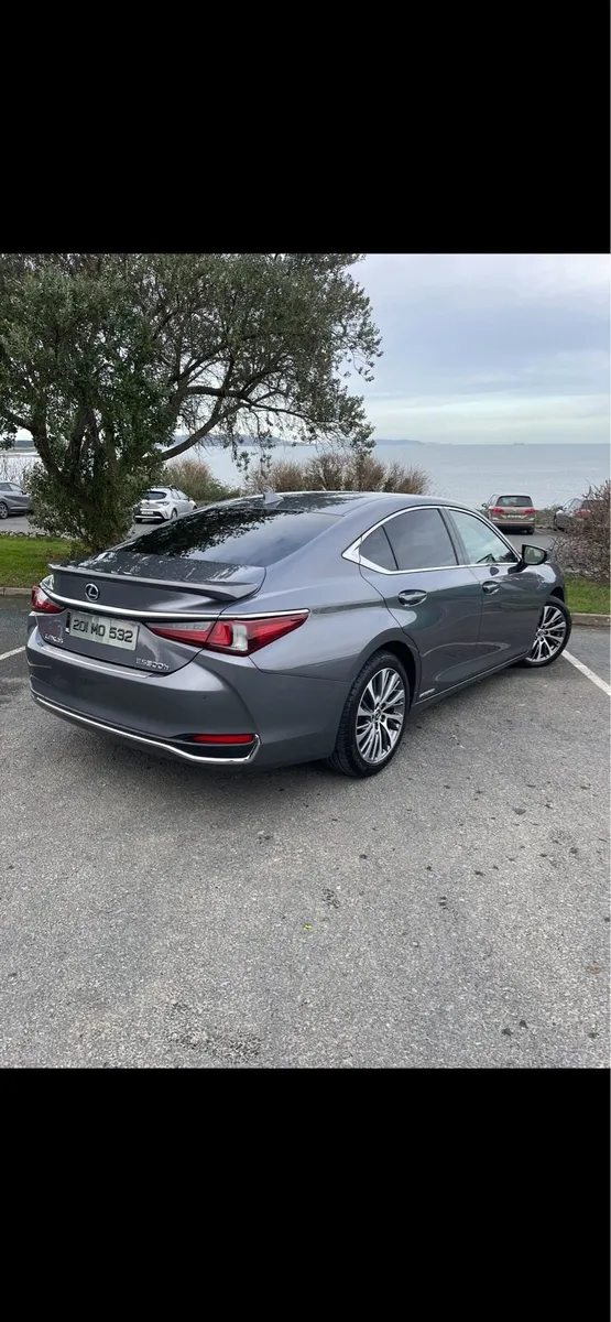 Lexus Es - Image 2