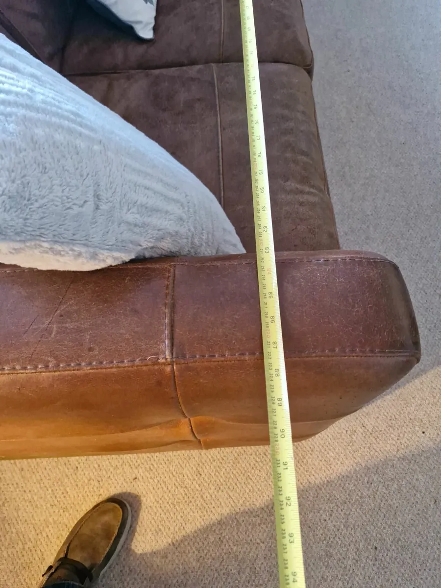 Sofa / Couch -  3 (to 4) Seater Tan Leather - Image 3