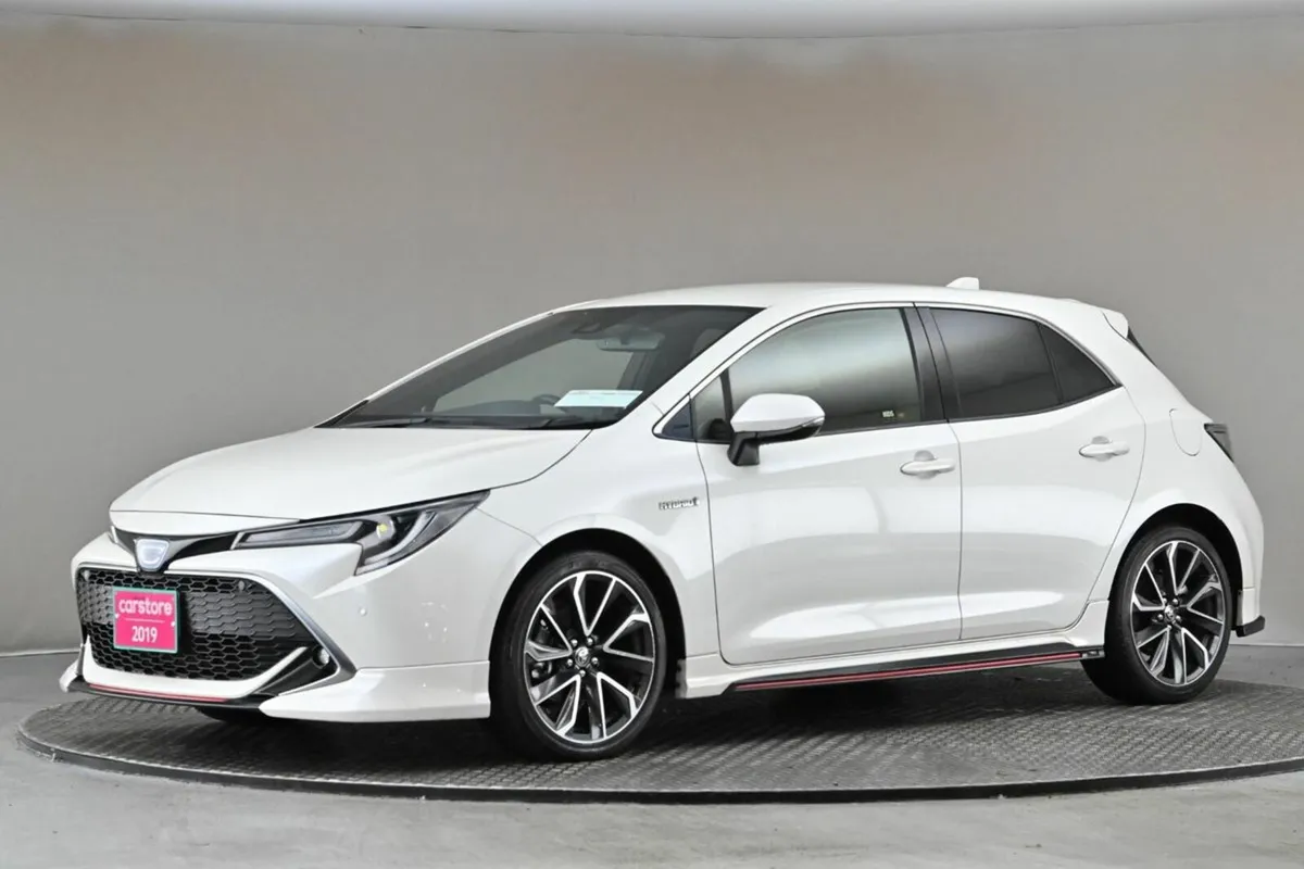 Toyota Corolla 1.8 HYBRID SPORT 5DR **TRD BODY KIT - Image 4