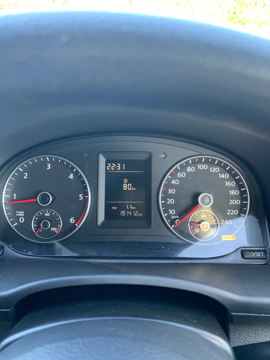 Volkswagen Caddy Maxi Life 2012 - Image 2