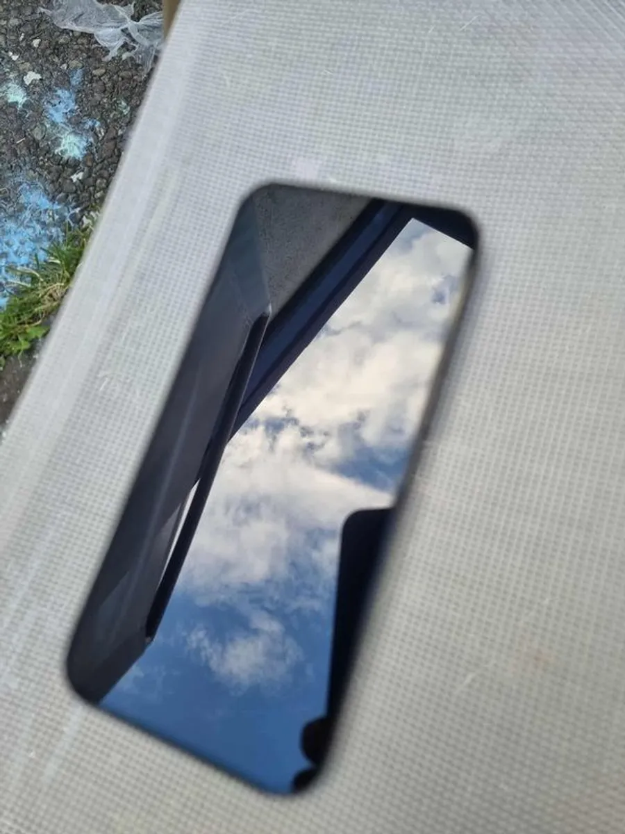 IPhone 15 pro max 256gb - Image 1