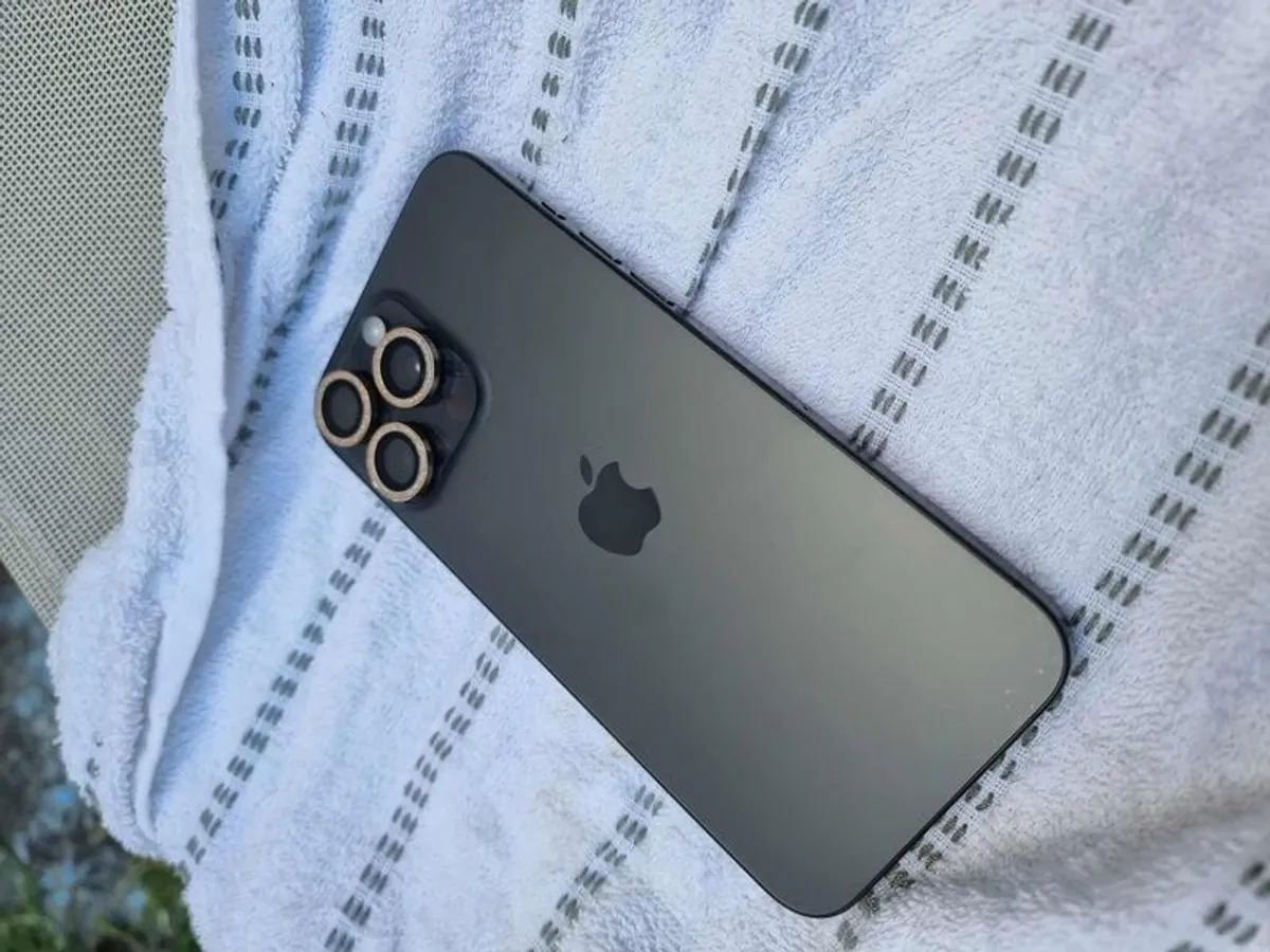 IPhone 15 pro max 256gb - Image 3