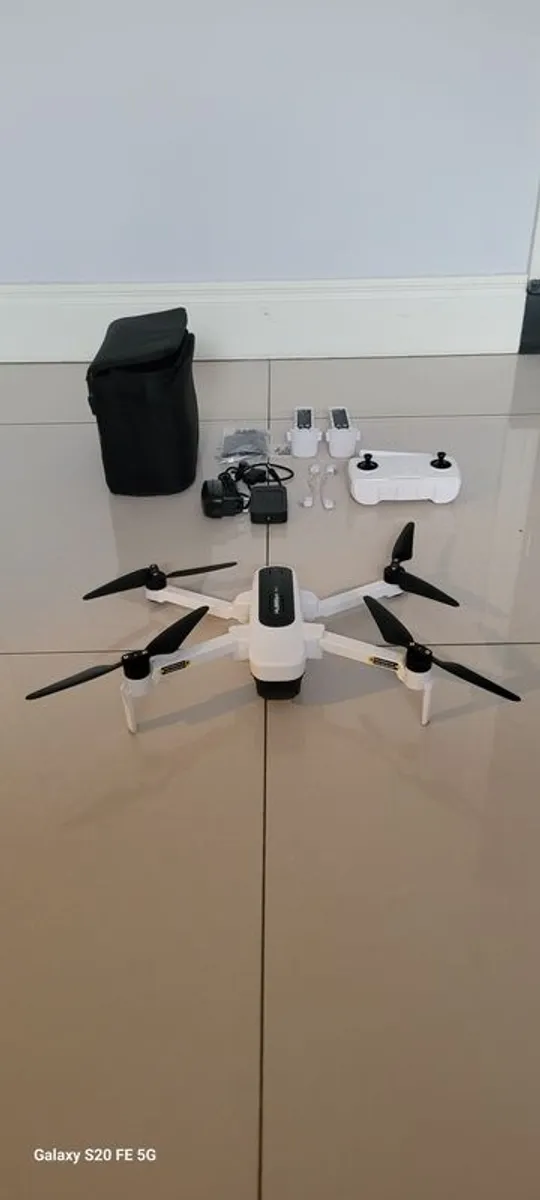 Hubsan Zino GPS Dron - Image 1