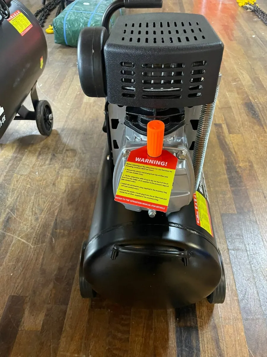 BRAND NEW 50L compressor - Image 2