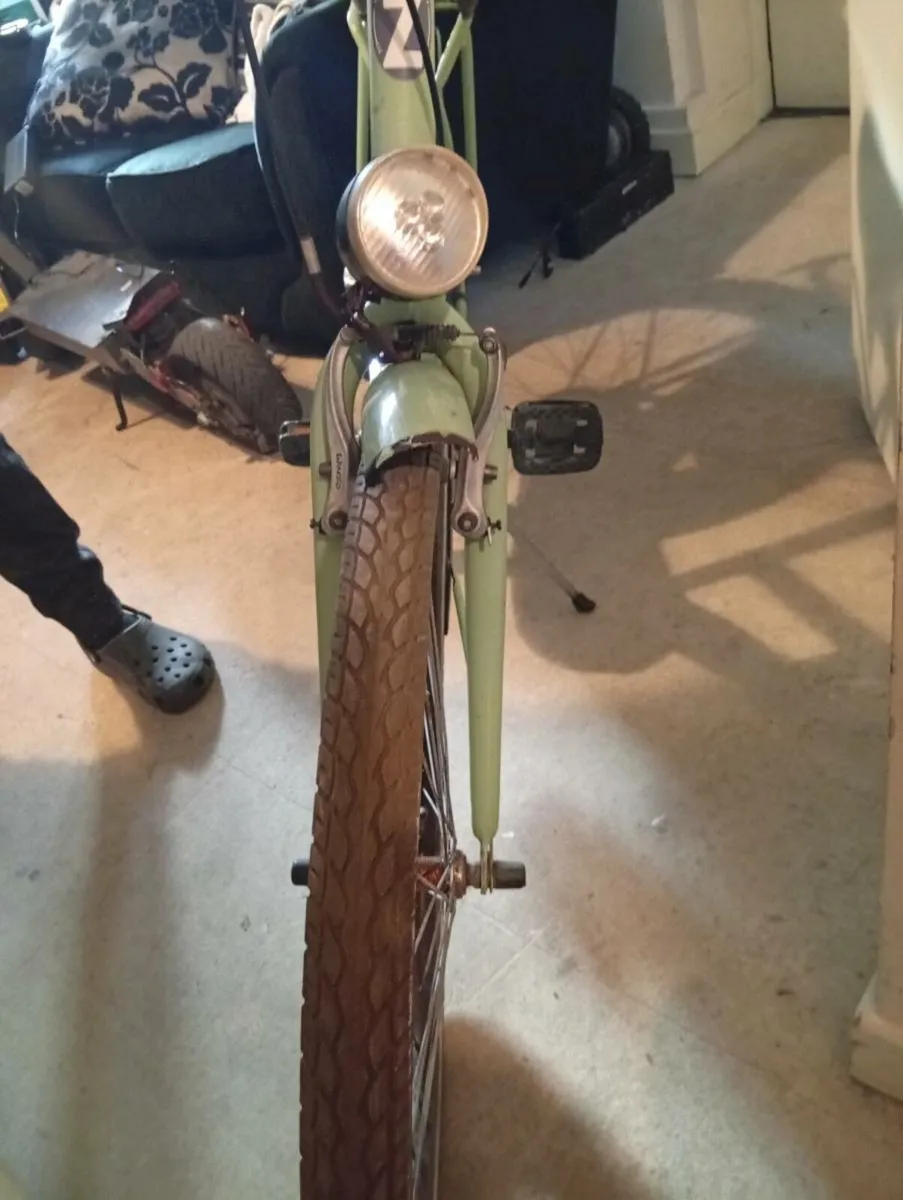 Women's bicycle - Image 2